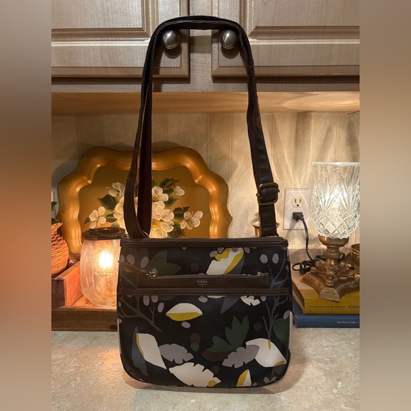 Fossil Leaf print crossbody purse bag canvas with leather trim pockets - Picture 2 of 15